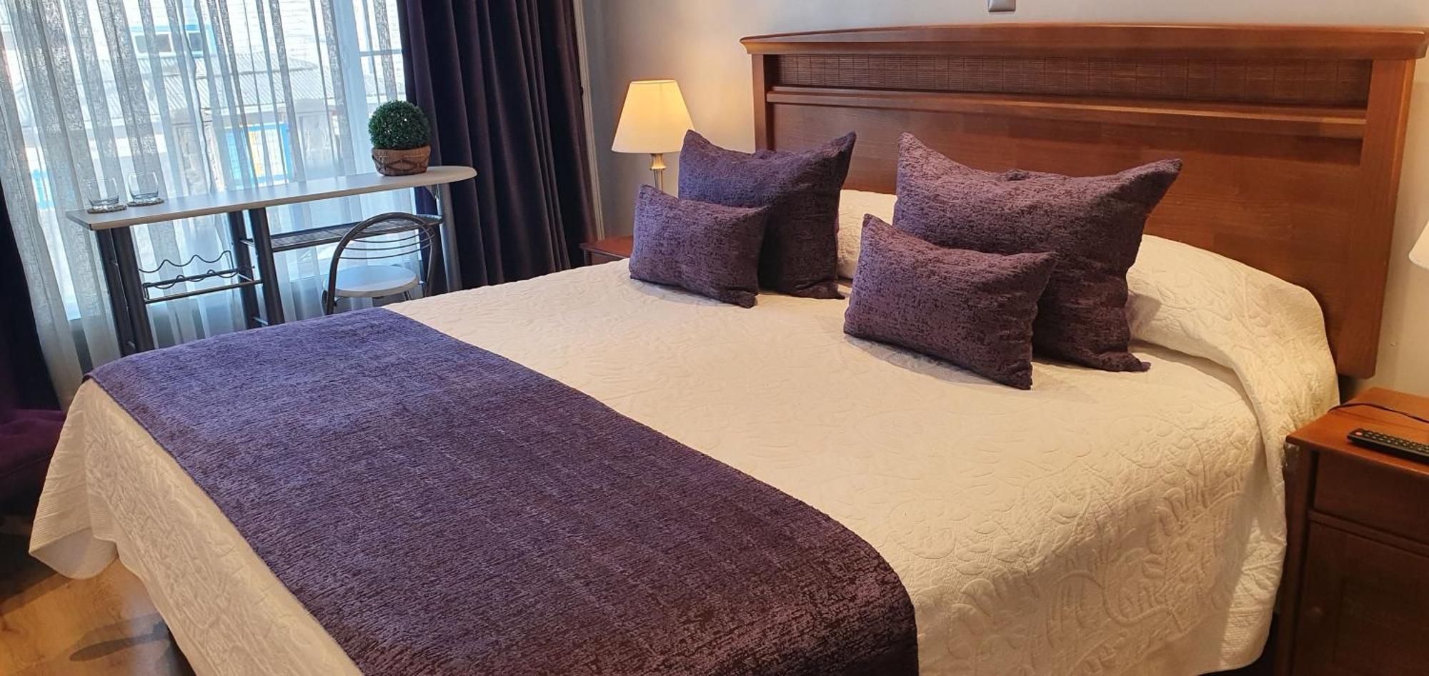 Hotel Puerta Del Lago Puerto Varas Eksteriør bilde