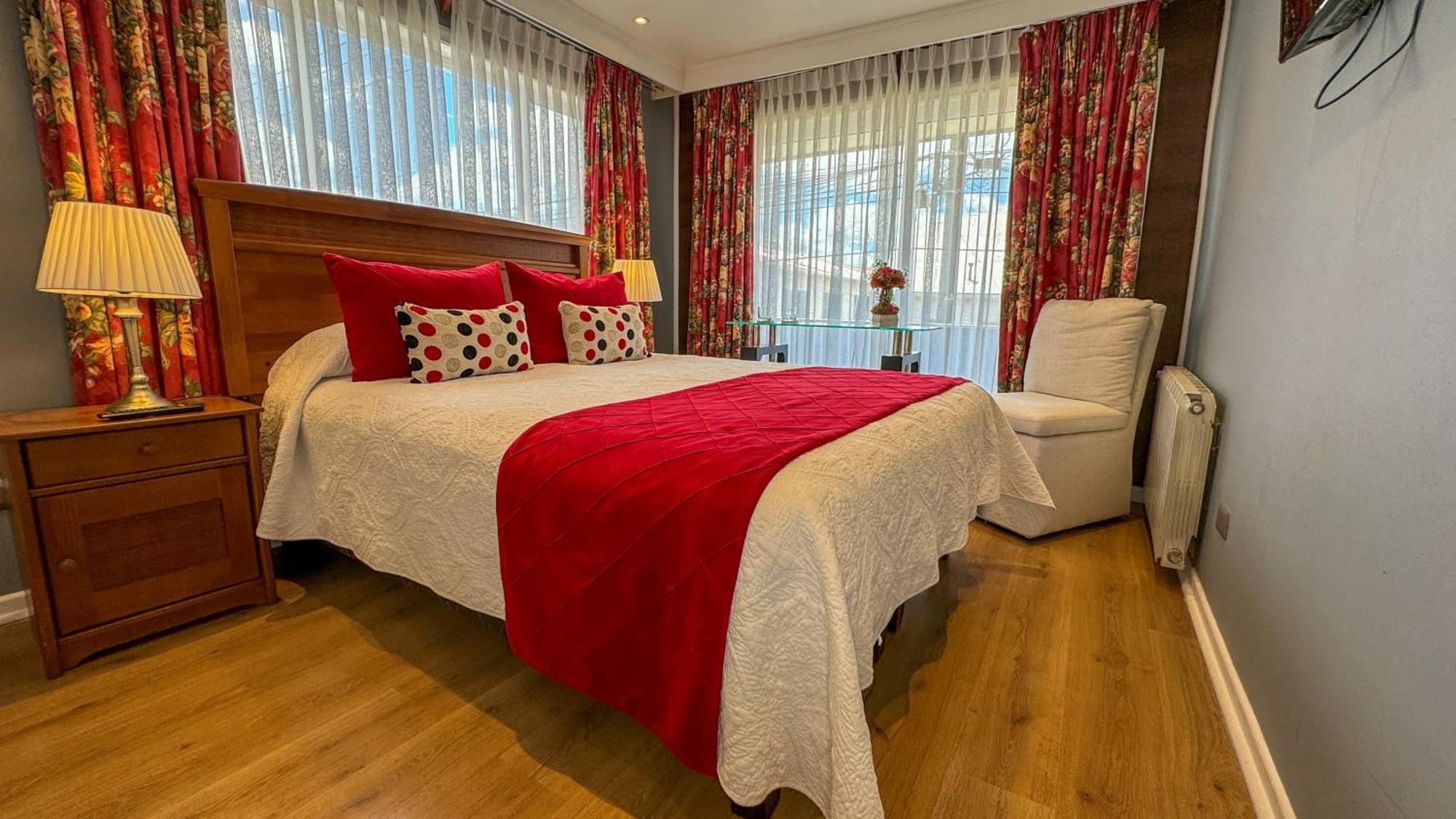 Hotel Puerta Del Lago Puerto Varas Eksteriør bilde