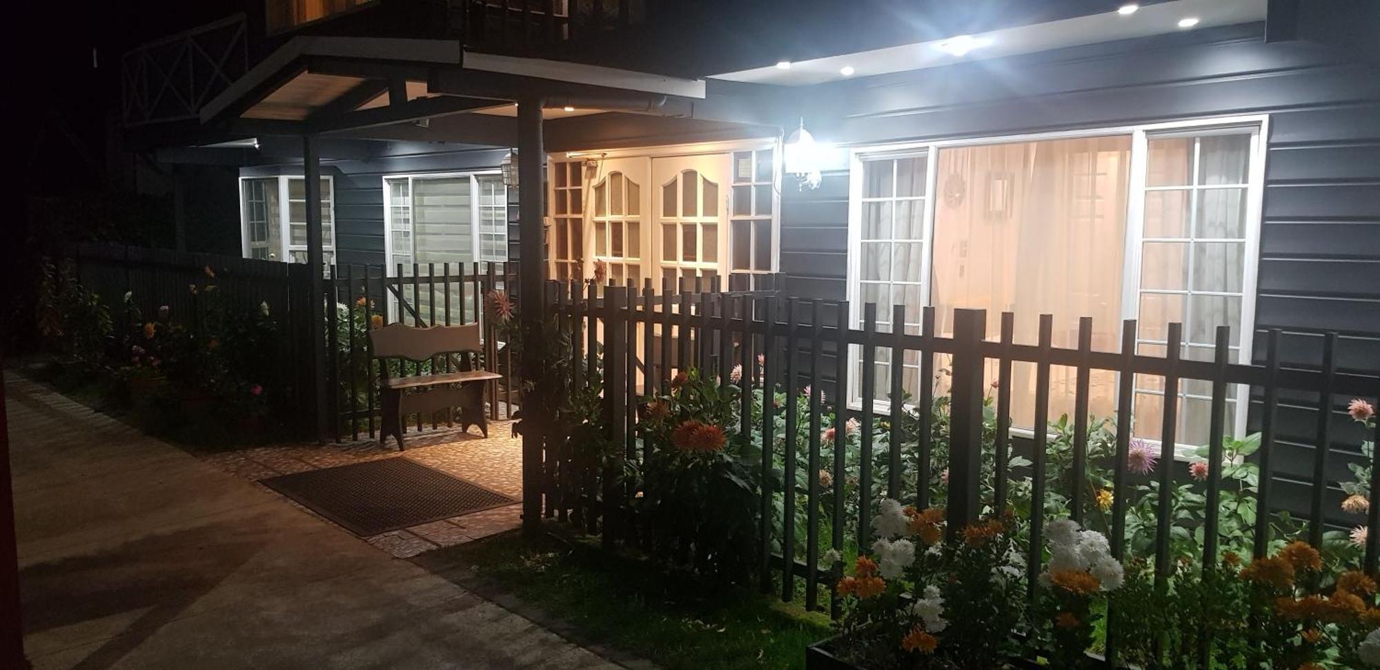 Hotel Puerta Del Lago Puerto Varas Eksteriør bilde