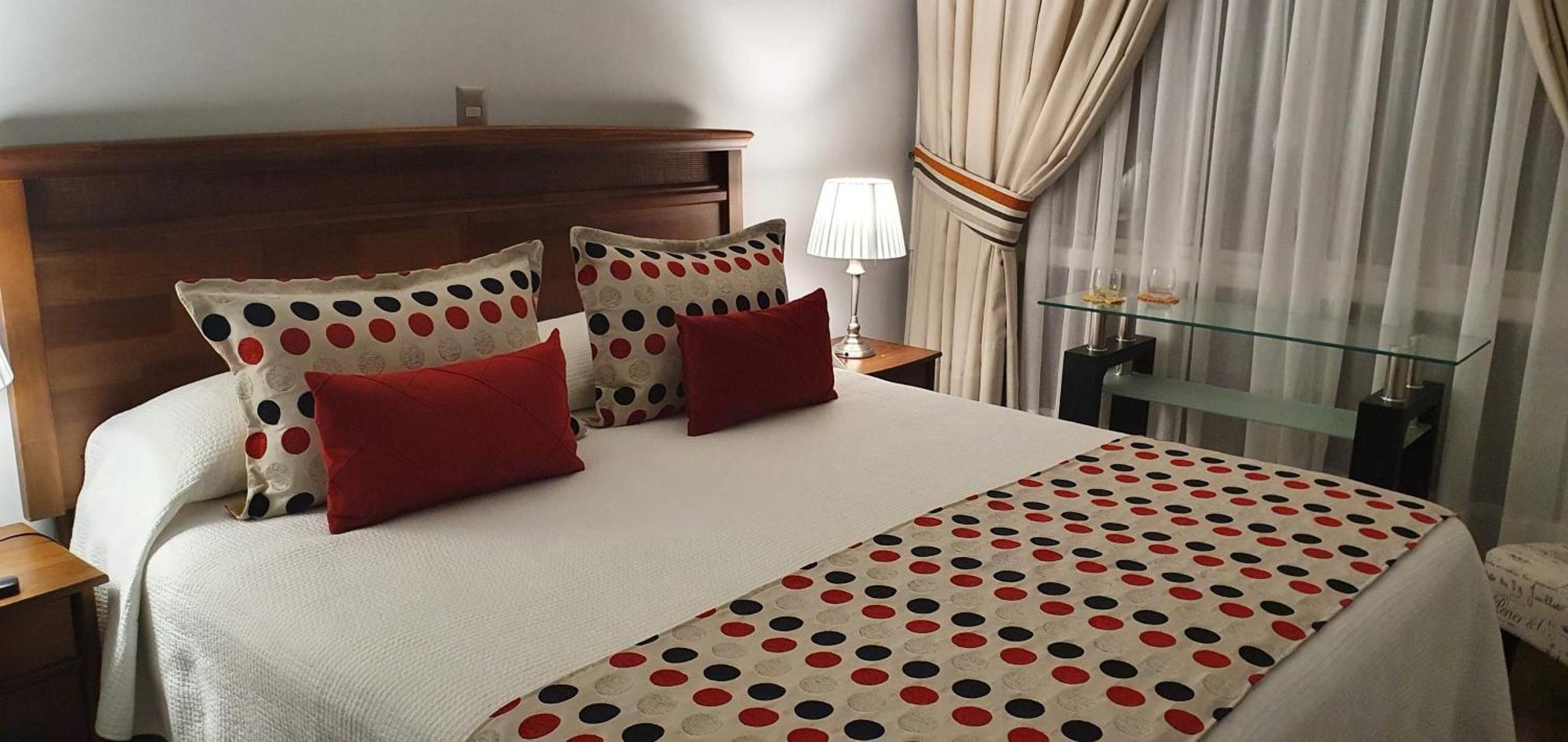 Hotel Puerta Del Lago Puerto Varas Eksteriør bilde