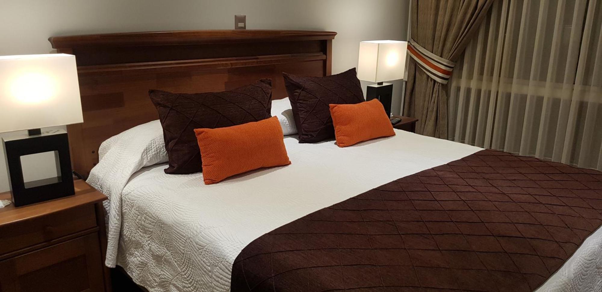 Hotel Puerta Del Lago Puerto Varas Eksteriør bilde