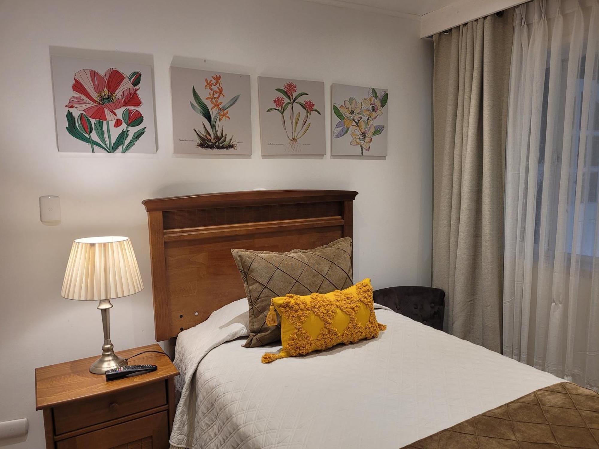 Hotel Puerta Del Lago Puerto Varas Eksteriør bilde